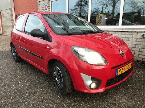 Renault Twingo - 1.2 8V (TWINGO II) Authentique (Trekhaak) - 1