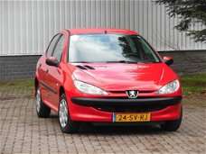 Peugeot 206 - 1.4 One-line 1e Eigenaar/5DRS/NAP/SUPER NETTE/NIEUWE APK