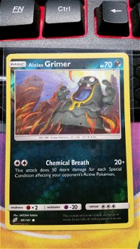 Alolan Grimer 83/181 (reverse) Team up - 1