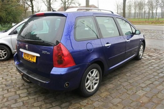 Peugeot 307 SW - 1.6 16V Premium gas G3 apk tot 31-7-2019 loop niet netjes stationair klep? - 1