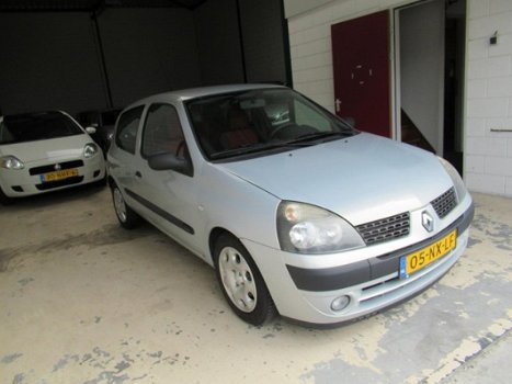 Renault Clio - 1.2-16V Authentique Basis - 1