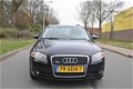 Audi A4 Avant - 2.5 TDI NAVIGATIE/CLIMA ZEER NETTE STAAT - 1 - Thumbnail