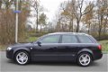 Audi A4 Avant - 2.5 TDI NAVIGATIE/CLIMA ZEER NETTE STAAT - 1 - Thumbnail