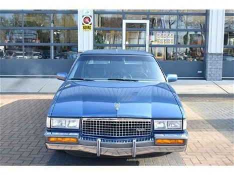 Cadillac Fleetwood - 4.9 SS Sedan - 1