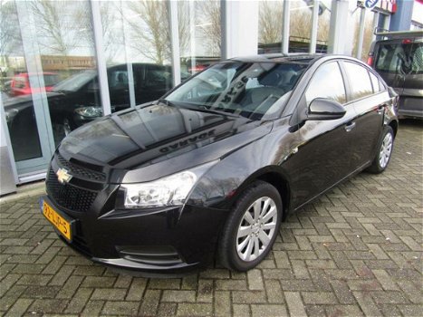 Chevrolet Cruze - 1.6 LS - 1