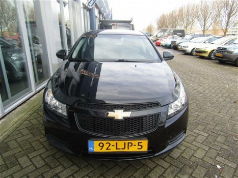 Chevrolet Cruze - 1.6 LS - 1