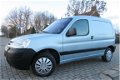 Peugeot Partner - 1.4i Benzine met Schuifdeur en Opties - 1 - Thumbnail