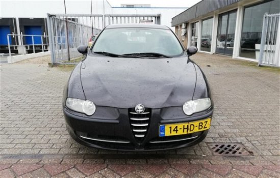 Alfa Romeo 147 - 1.6 TS Veloce Dist - 1