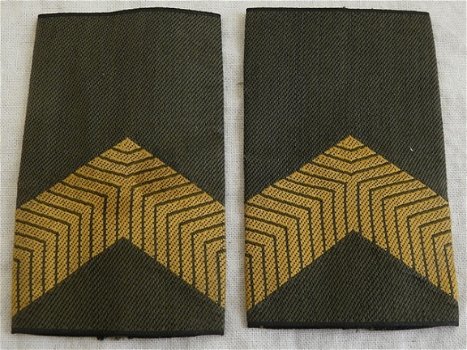 Rang Onderscheiding, Gevechtstenue, Korporaal, Koninklijke Landmacht, jaren'90.(Nr.3) - 2
