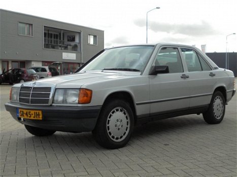 Mercedes-Benz 190-serie - 2.0 E APK 10-2020 NAP NEDERLANDSE AUTO - 1