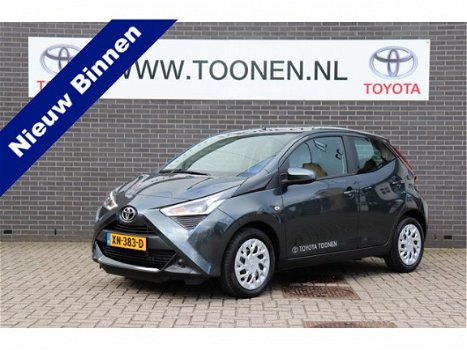 Toyota Aygo - 1.0 VVT-i x-play Airco-Parkeercamera - 1