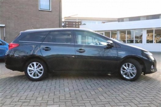 Toyota Auris Touring Sports - 1.8 Hybrid Dynamic Navi | Camera | Cruise - 1