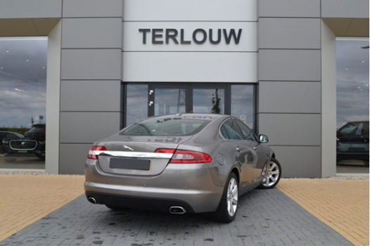 Jaguar XF - 2.7D V6 Premium Luxury --meeneemprijs - 1