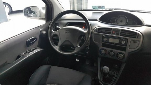 Hyundai Matrix - 1.6i GLS -Airco, Kantel dak, CV, Elekt pakket - 1