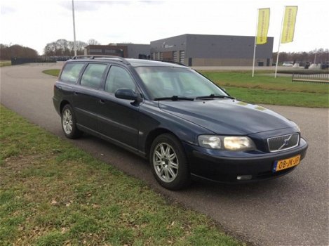 Volvo V70 - 2.4 D5 Geartronic Comfort Line LEER APK - 1