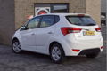 Hyundai ix20 - Rijklaarprijs/Benzine/6 Maanden BOVAG Garantie - 1 - Thumbnail