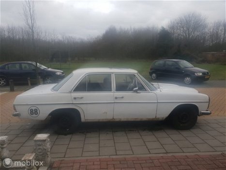 Mercedes-Benz 200-serie - W123 200 D - 1