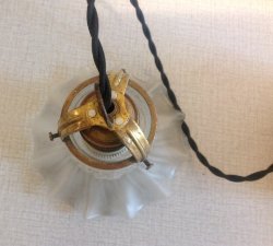Antiek hanglampje (eind 19e eeuw) nieuwe bedrading