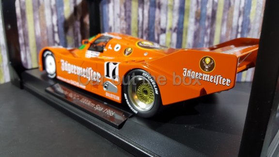 Porsche 962C NO 17 JAGERMEISTER 1:18 Norev - 5