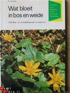 Wat bloeit in bos en weide