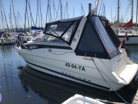 Bayliner 2655 Sierra Sunbridge - 1