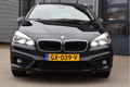 BMW 2-serie Active Tourer - 218d Corporate Lease Essential BTW/MWST/VAT * NAVIGATIE * CLIMA * SPORT - 1 - Thumbnail