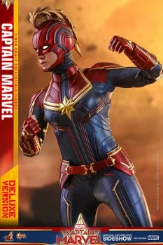 Hot Toys Captain Marvel Action Figure Deluxe MMS522 - 6