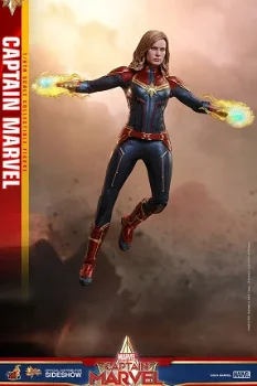 Hot Toys Captain Marvel Action Figure MMS521 - 1