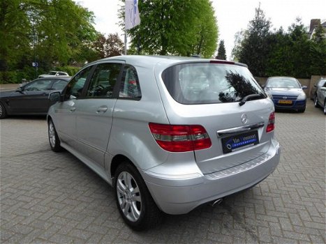 Mercedes-Benz B-klasse - 180 CDI Business Class 51.000KM Airco/Bluetooth/ Parktronic - 1