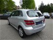 Mercedes-Benz B-klasse - 180 CDI Business Class 51.000KM Airco/Bluetooth/ Parktronic - 1 - Thumbnail