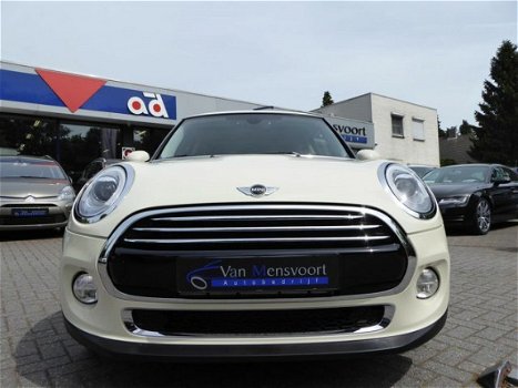 Mini Mini Cooper - 1.5 Chili Business Navi/Panorama/Sportstoel en/LED - 1