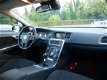 Volvo V60 - 1.6 D2 Kinetic Navi/Cruise/Bluetooth/Parkeersensor - 1 - Thumbnail