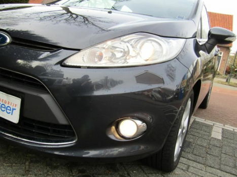 Ford Fiesta - 1.25 Titanium 5DRS/CLIMAAT-AIRCO/CRUISE/LM-VELGEN - 1