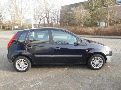 Ford Fiesta - 1.3-8V Champion AIRCO NIEUWE APK - 1