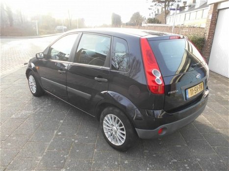 Ford Fiesta - 1.3-8V Champion AIRCO NIEUWE APK - 1