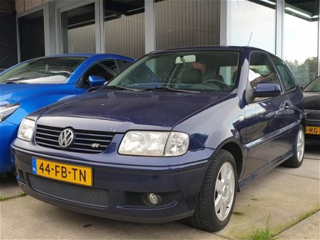 Volkswagen Polo - 1.4-16V Trendline Airco 100PK - 1