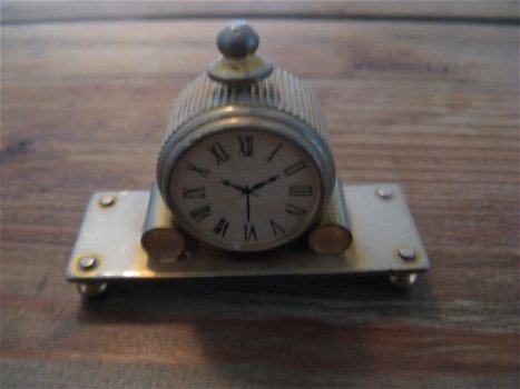 Voor in het poppenhuis: Oud koperen klokje jaren '50.... - 1