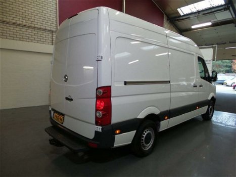 Volkswagen Crafter - 50 2.0 TDI L2H2 airco / trekhaak / pdc / navi - 1