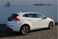 Volvo V40 - D2 120PK R-Design/ Navigatie/ Cruise control - 1 - Thumbnail