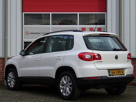Volkswagen Tiguan - 2.0 TDI DSG Automaat Comfort & Design 4-Motion /Cruise control/PDC/Climate/17'LM - 1
