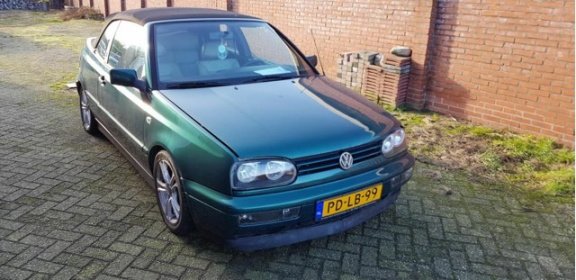 Volkswagen Golf Cabriolet - 1.8 - 1