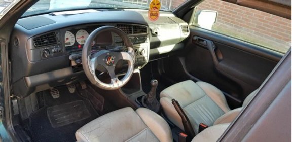 Volkswagen Golf Cabriolet - 1.8 - 1