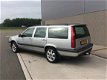 Volvo V70 - XC 2.5 T AWD Luxury LEER APK NAP YOUNGTIMER AUT - 1 - Thumbnail