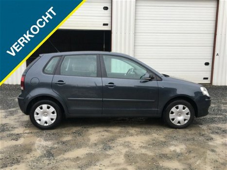 Volkswagen Polo - 1.4-16V Optive - 1