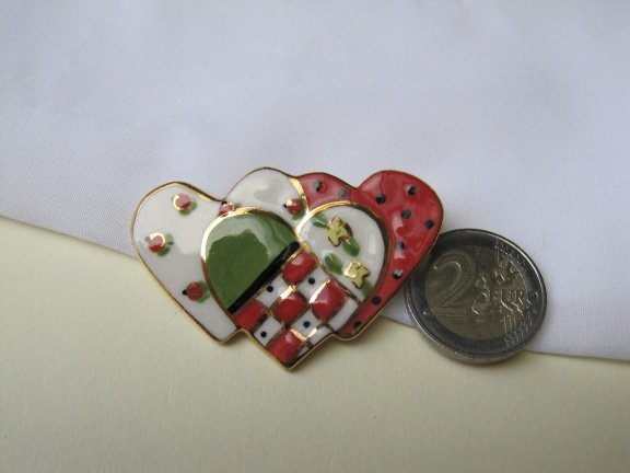 Broche keramiek porseleinen drie x hart 5.5x3.5 cm - Afbeelding 3