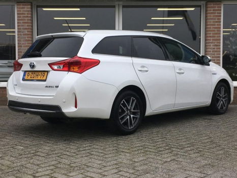 Toyota Auris Touring Sports - 1.8 Hybrid Lease Plus | Xenon | Navi | Panorama dak | Parkeersensoren - 1