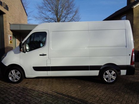 Renault Master - T33 2.3 dCi L2H2 navi airco cruise pdc lm velg - 1