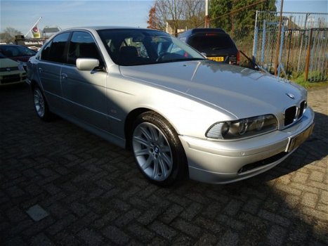 BMW 5-serie - 525i EDITION AUTOMAAT / YOUNG TIMER / VOL LEDER / E.C.C / CRUISE CONTROL / ELEK PAKKET - 1