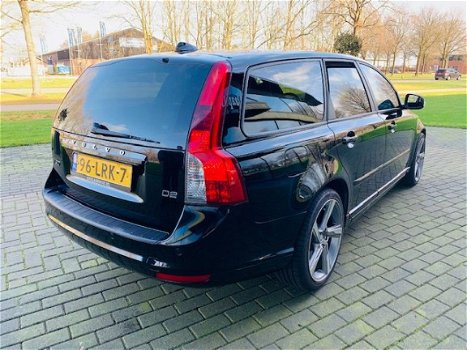 Volvo V50 - 1.6 D2 114PK SPORT ECC LEDER BT PDC - 1