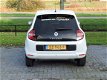 Renault Twingo - SCe 70 Limited | RIJKLAARPRIJS inclusief afleverpakket t.w.v. € 695, - | - 1 - Thumbnail